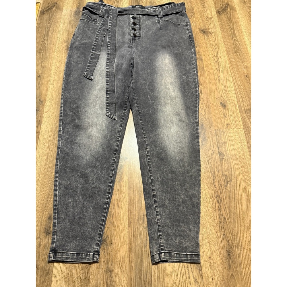 Forever 21+ Jeans Womens Size 16 Grey Denim Pants High Rise Acid Wash Button Fly